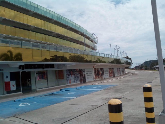 Commercial Property - Local Comercial en Av Omar Torrijos